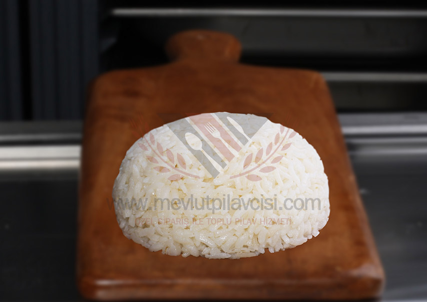 Sade Tereyağlı Pirinç Pilavı