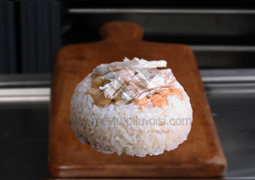 Tavuklu / Nohutlu Tereyağlı  Pirinç Pilavı